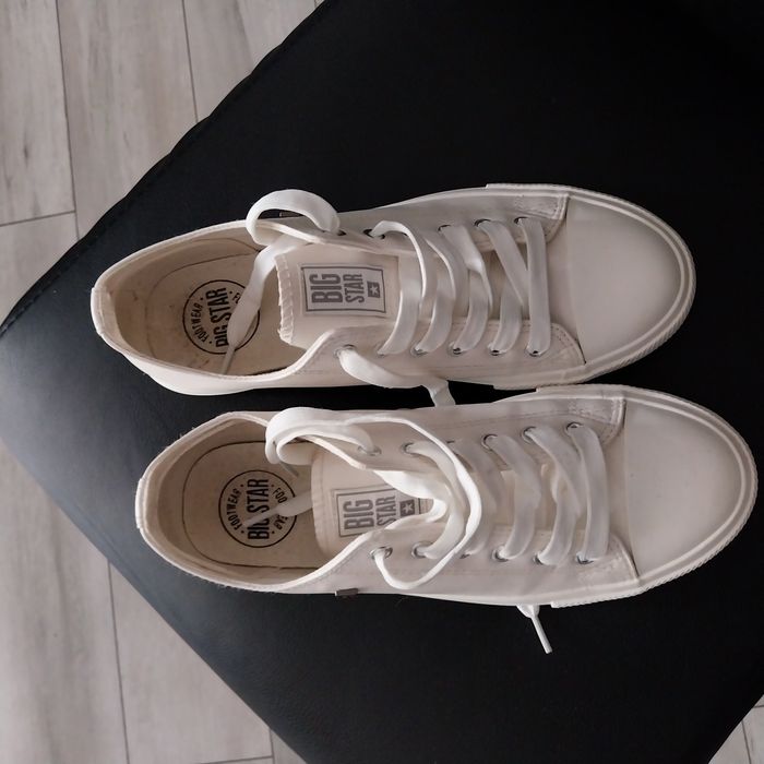 Sprzedam buty trampki big sta