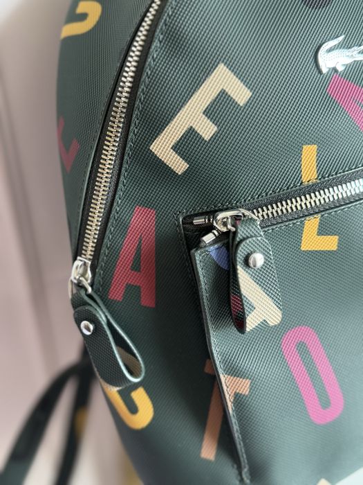 Женский зеленый оригинальный рюкзак Lacoste