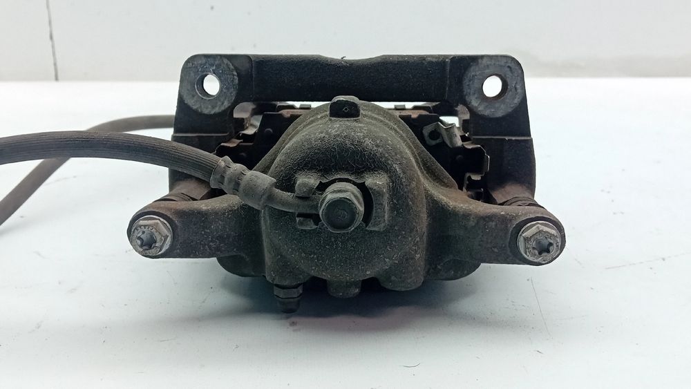 Pinça travão / maxila de travão frente direita HONDA Civic VIII Hatchb