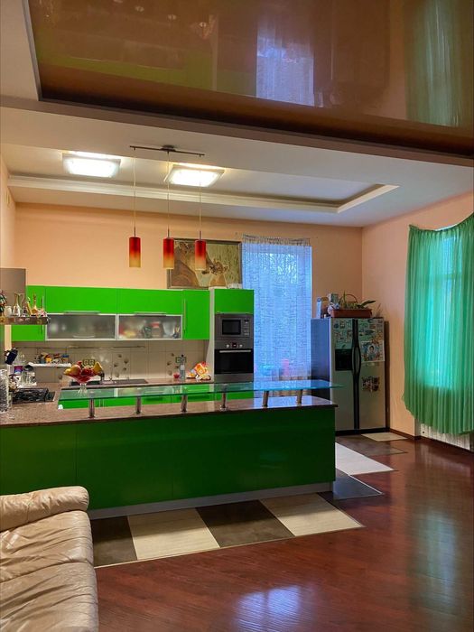 Усадьба площадью 455 м² в Черноморке