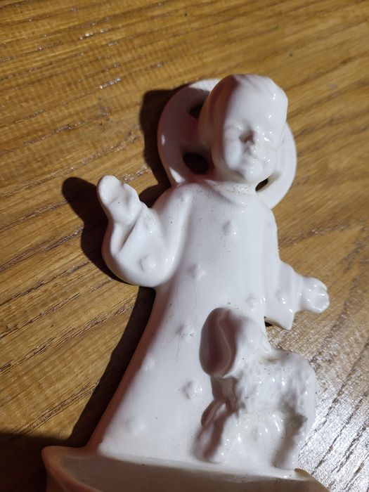 Kropielnica Dzieciątko Jezus z porcelany