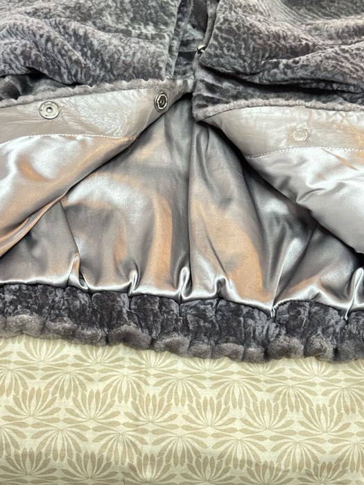 Шуба мутон сіро попелястого кольору