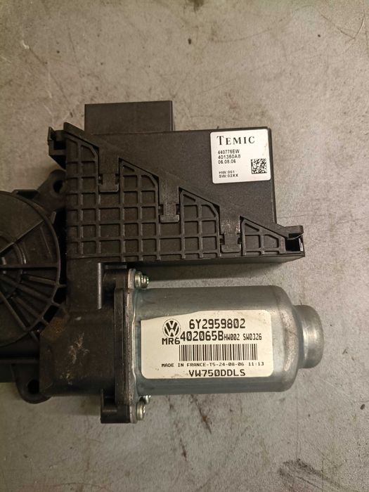 Silnik szyby Volkswagen Transporter T5