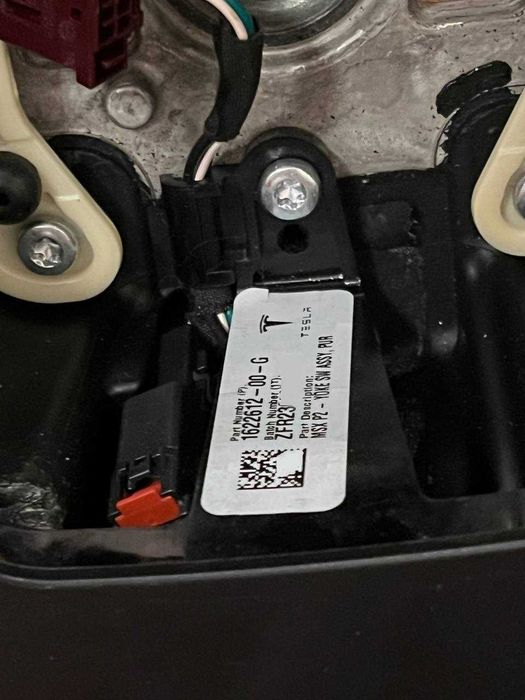 Руль штурвал Yoke + airbag Tesla S/X 2021+