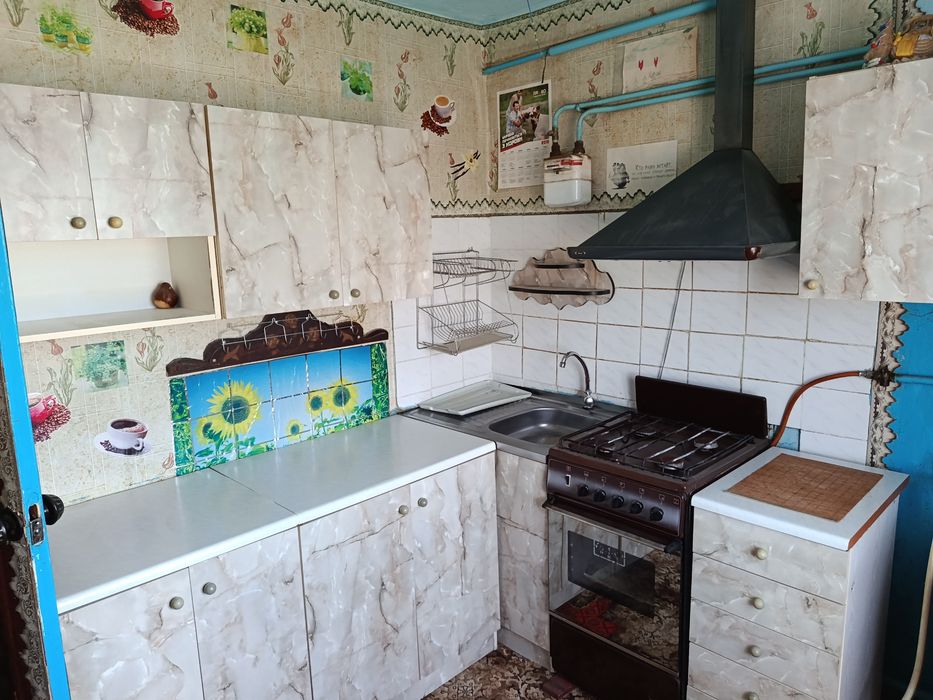 Продам 2-кімнатну квартиру м. Нова Одеса