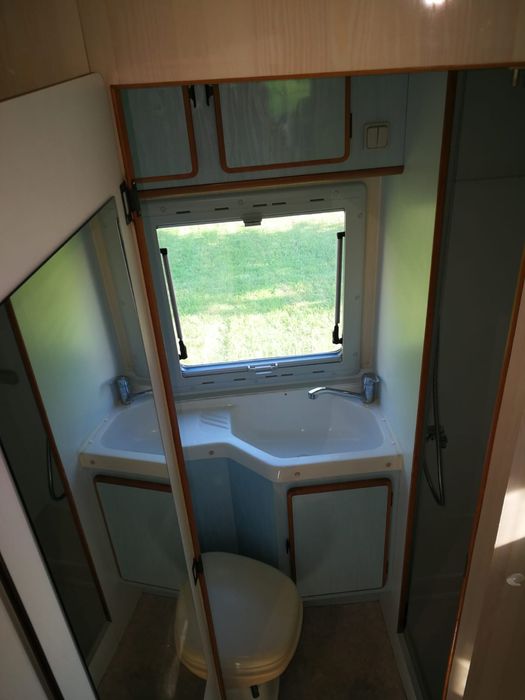 Wynajem Kamper ford 2.4d transit 2001 na 6 osób alkowa Głuska 93