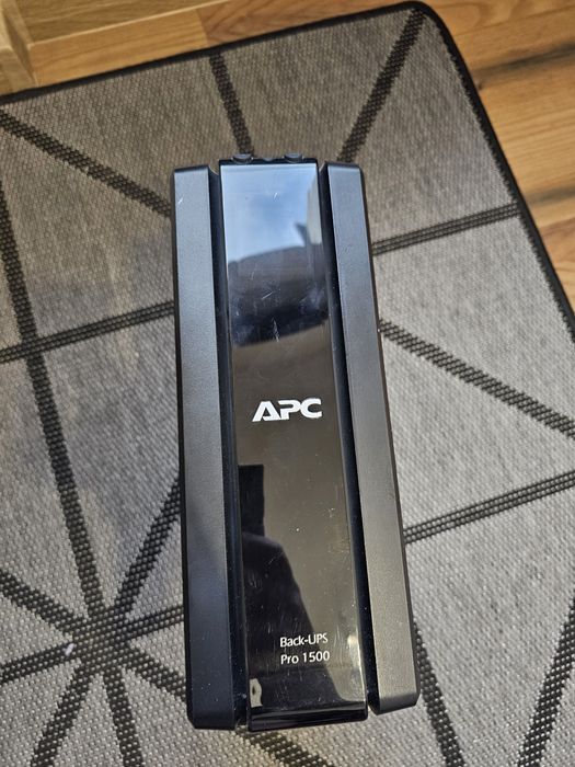UPS APC 1500PRO BR1500GI Sprawny za 1/4 Ceny Nowego