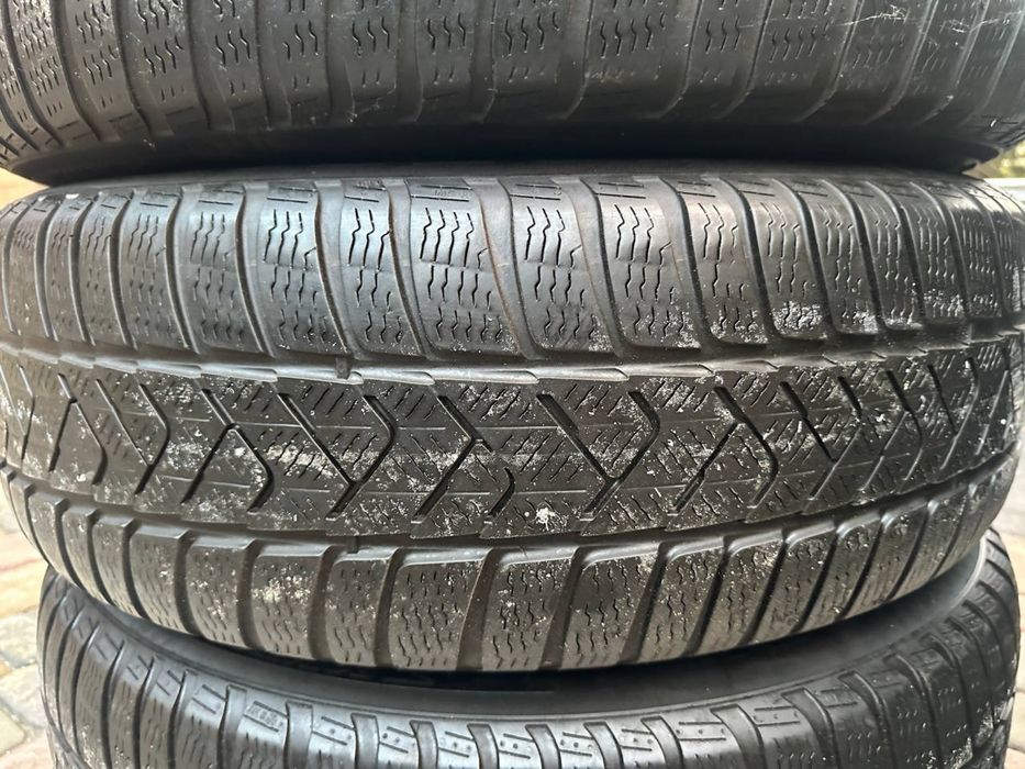 225/60R18 Pirelly зимова гума 2020 рік
