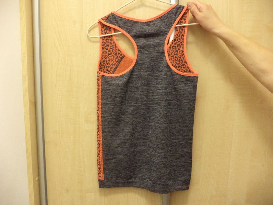 спортивный костюм для занятий в зале