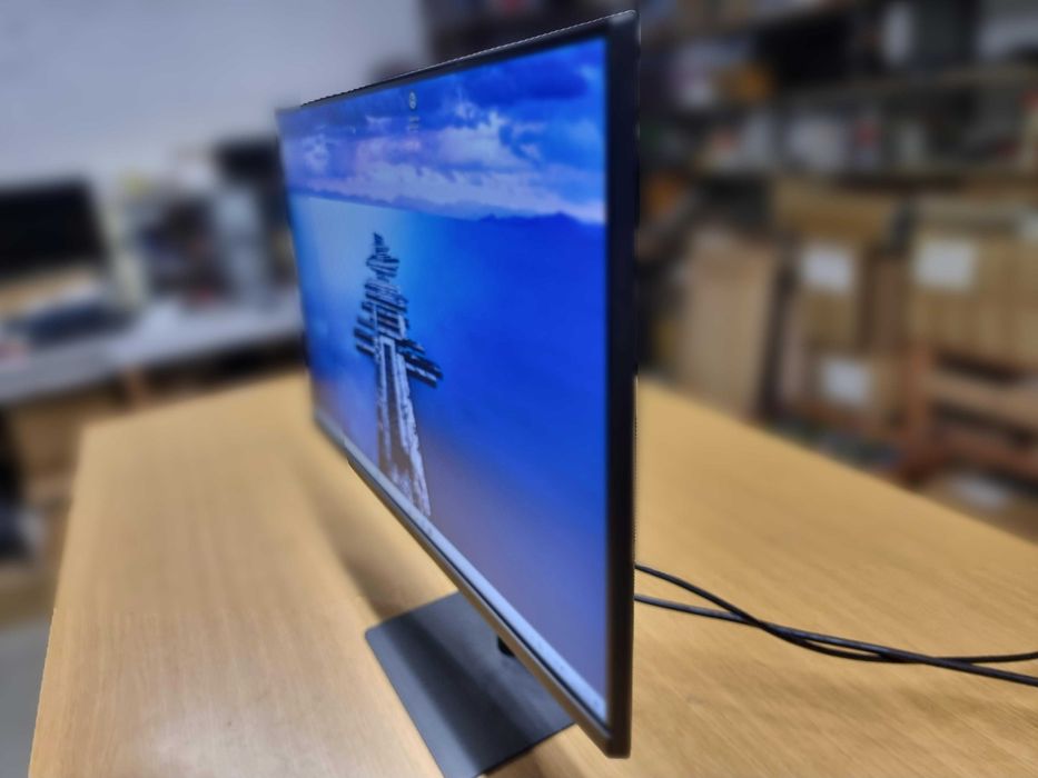 Monitor 27" Samsung S27A400UJU IPS FullHD 1920x1080 USB-C Flicker Free / como novo