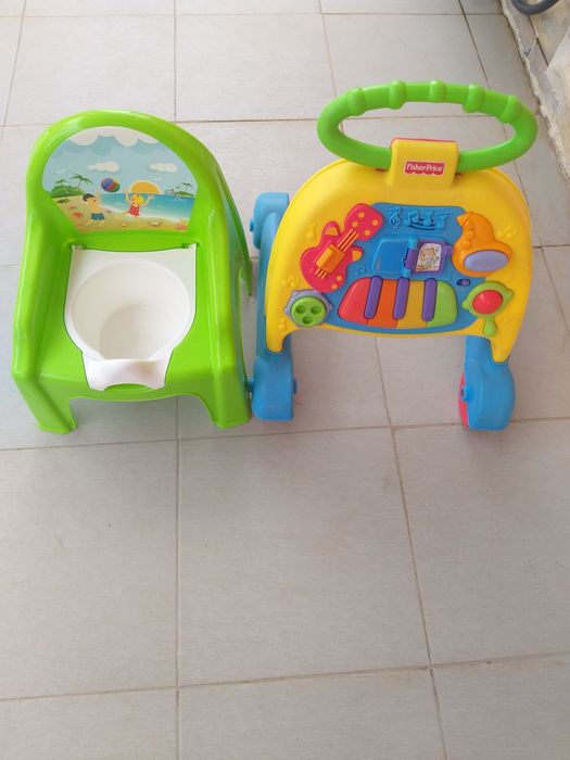 Berco em pinho. Bebe.