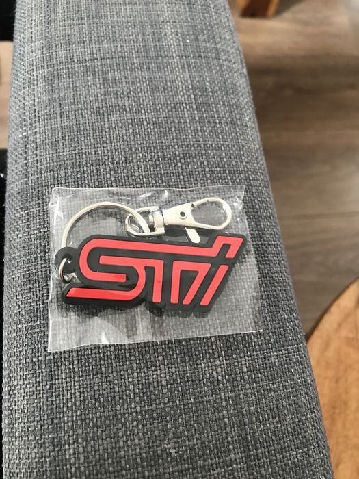 Subaru sti breloczek brelok nowy