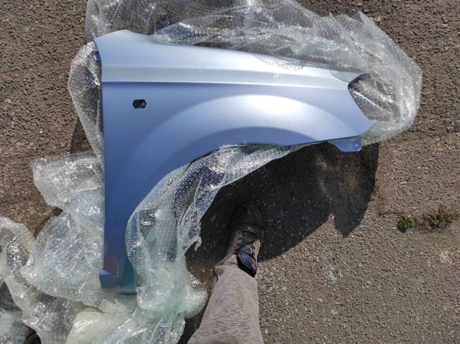 Крило праве на Шевроле Авео т250