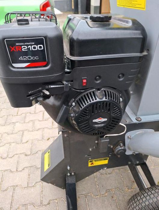 Rozdrabniacz do gałęzi spalinowy