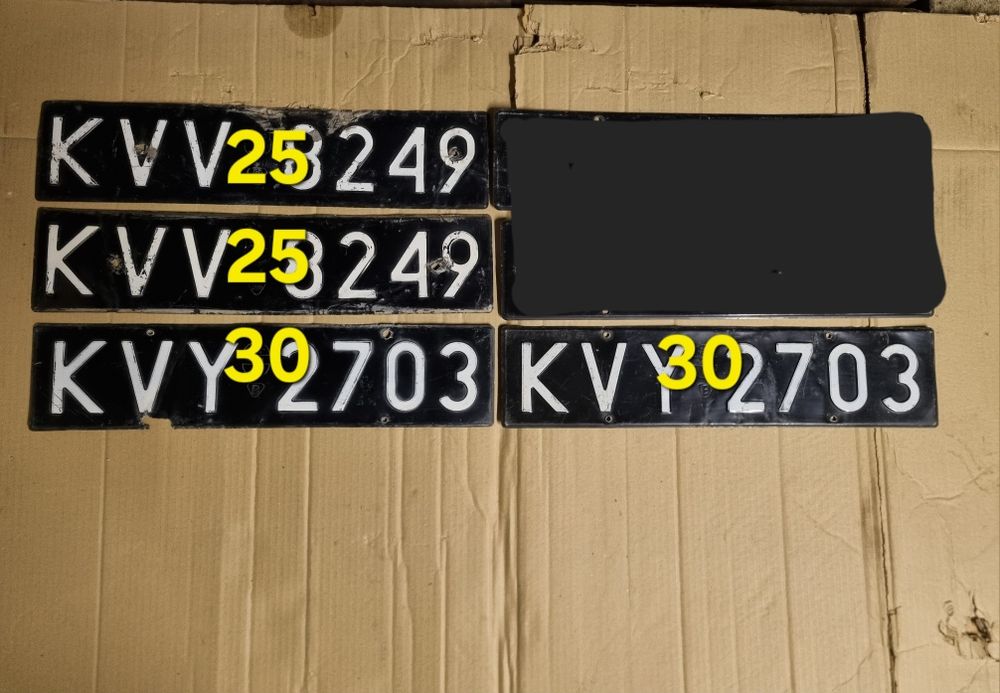 Tablice rejestracyjne czarne stare
