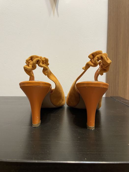Buty na obcasie Tamaris