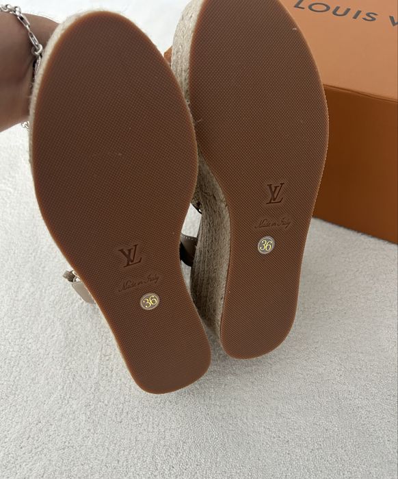 Sandalias Louis Vuitton