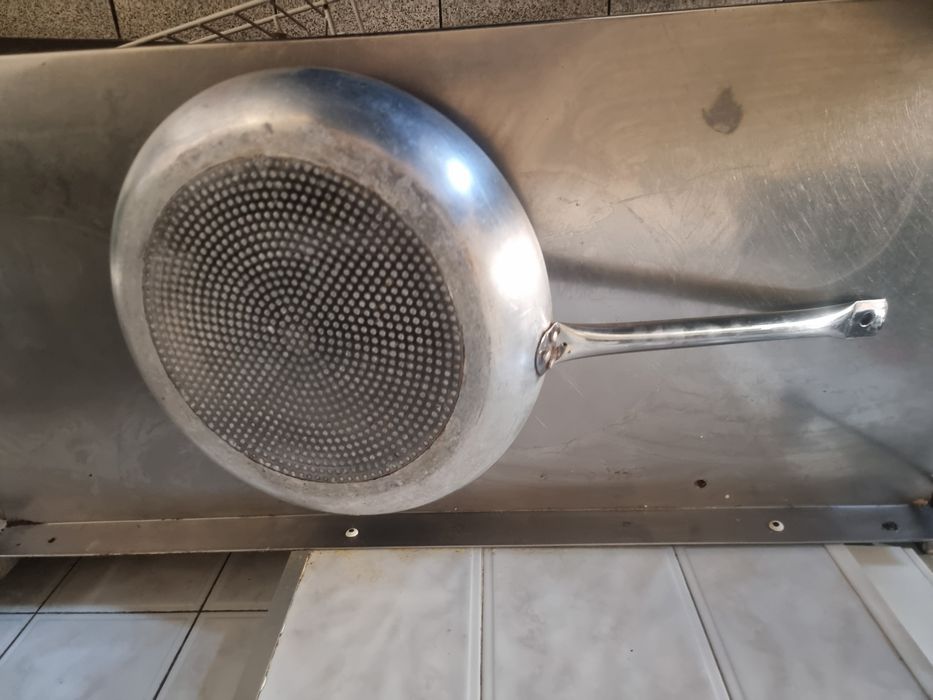 Large Frying Pan514599384882892802