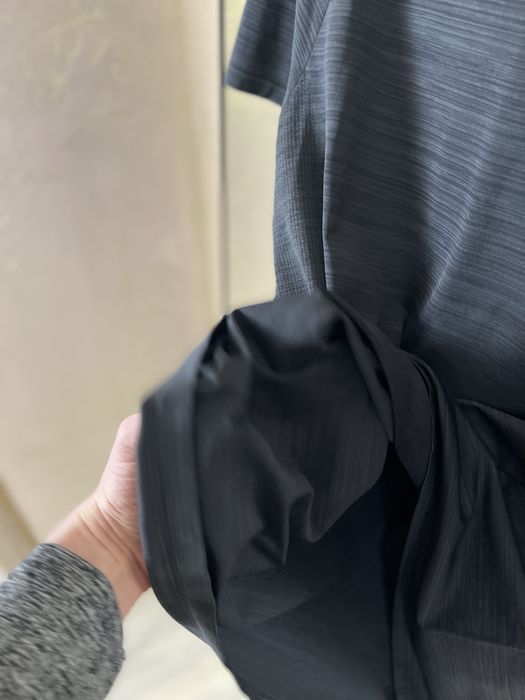 Спортивна футболка Gymshark Apex: дихаюча структура та атлетичний крій