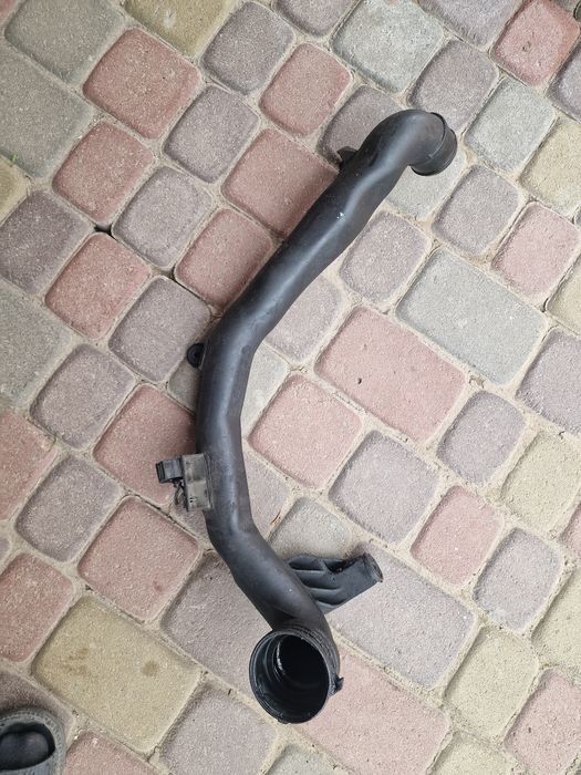 Патрубок інтеркулера VAG 3C0145840C Passat B6, B7, Golf, Octavia A5.