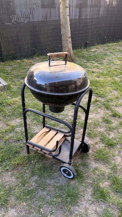 Grill na Węgiel z dwoma półkami