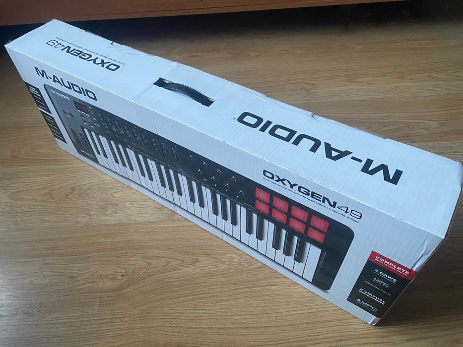 MIDI-клавіатура M-Audio Oxygen 49 MK V
