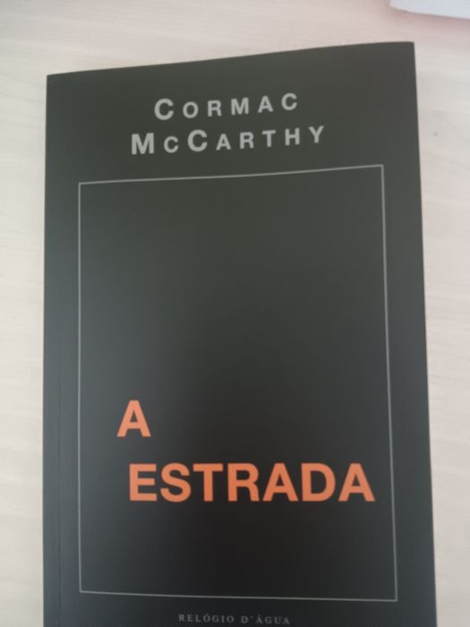 A estrada Cormac MacCarthy