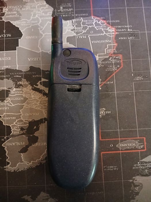 Продам телефон кнопочный Trium