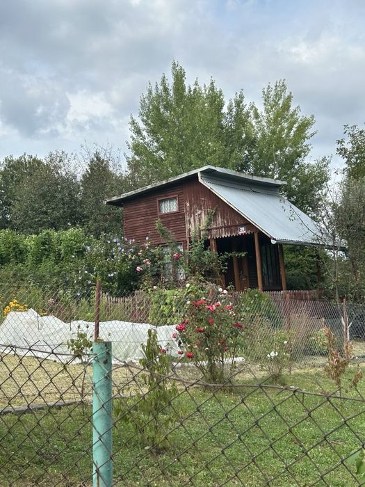 ROD "KOLEJARZ" - 3 ary z podpiwniczonym domkiem