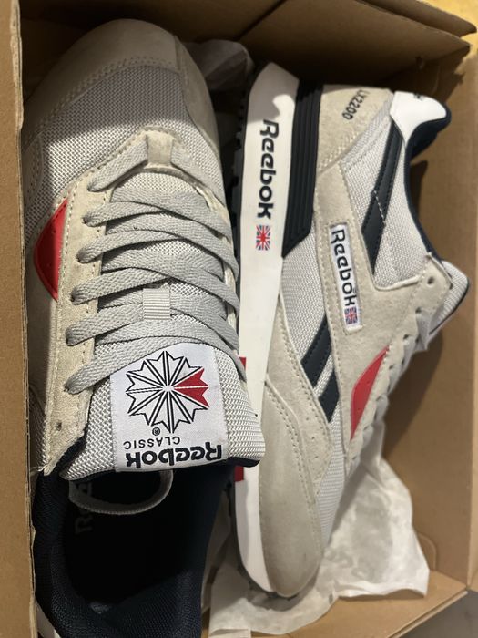 Продам кросівки  reebok lx2200 44