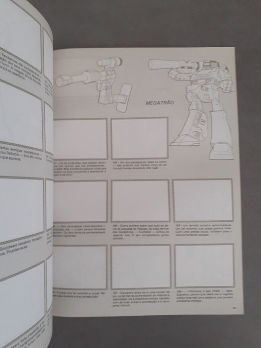 Caderneta cromos transformers (vazia)