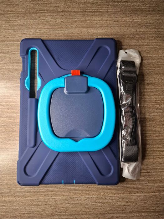 Etui na tablet info w opisie