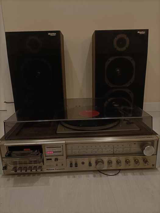 Gira discos National Panasonic Vintage + 2 colunas Thrusters Panasonic