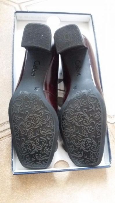 Продам жіночі туфлі Gabor