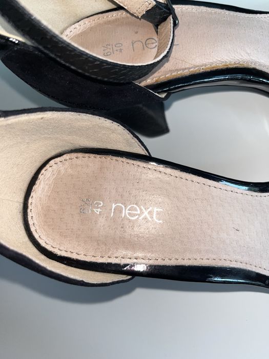 Buty/sandały na obcasie damskie NEXT 40