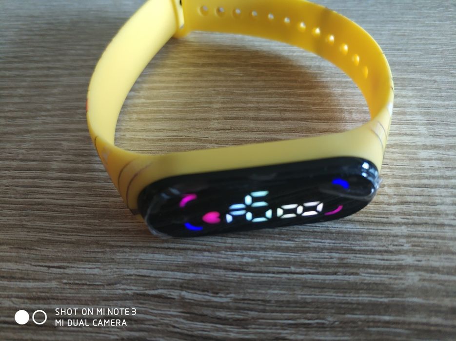 Relogio Band digital pokemon