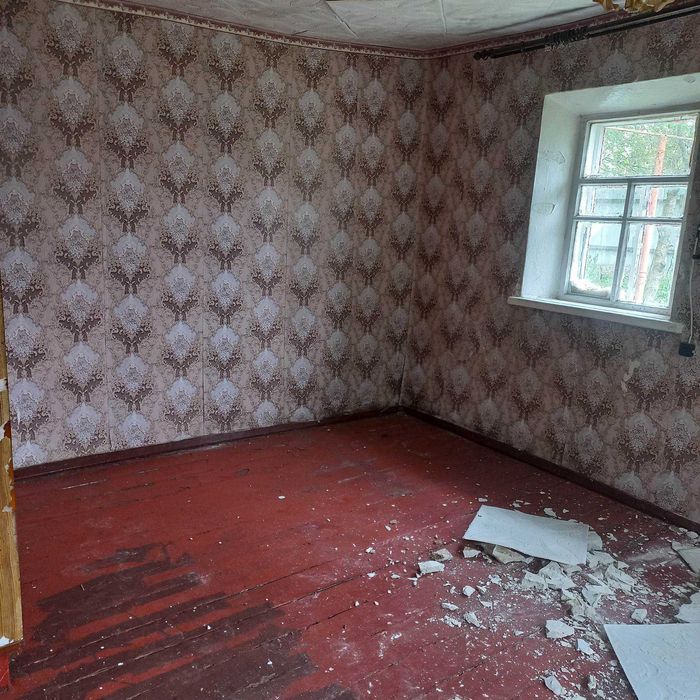 Продам газифицированный дом. Юрьевка, центр. Участок 25 соток