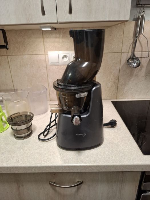 Wyciskarka wolnoobrotowa Kuvings D9900 gwarancja na silnik do  05.2029