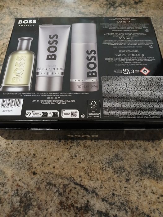 Frasco Perfume Vazio Com Caixa "Hugo Boss"
