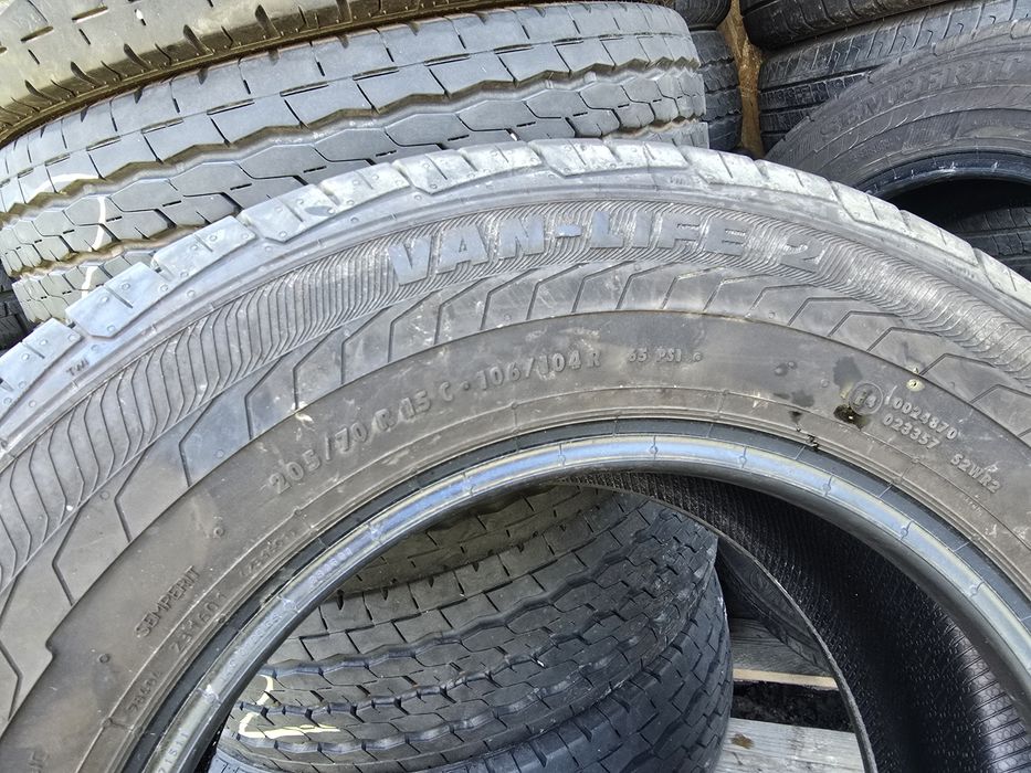 Opony dostawcze 205/70R15C Semperit Van-Life 2 9mm ! Ładne ! 2020r