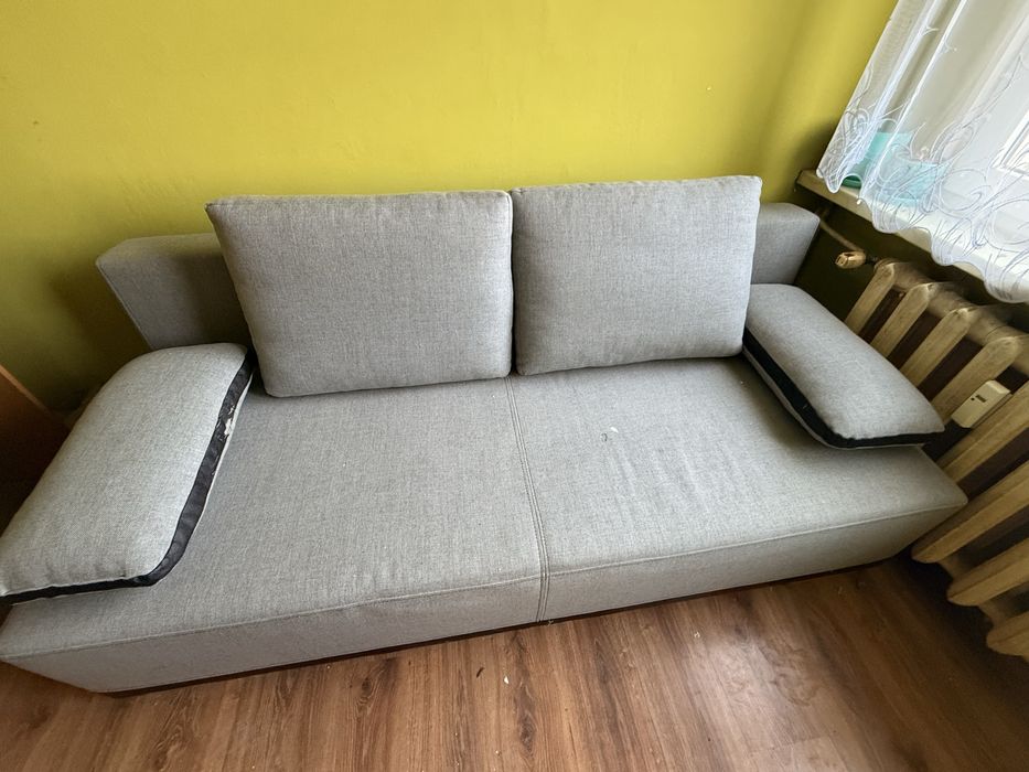 Kanapa rozkładana sprzedam pilnie