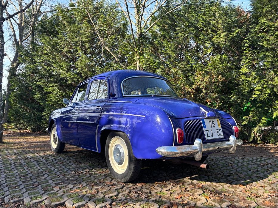 Renault dauphine