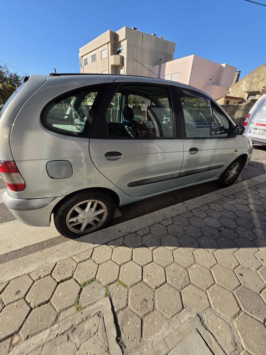 Mégane Scenic 1.9 Dci