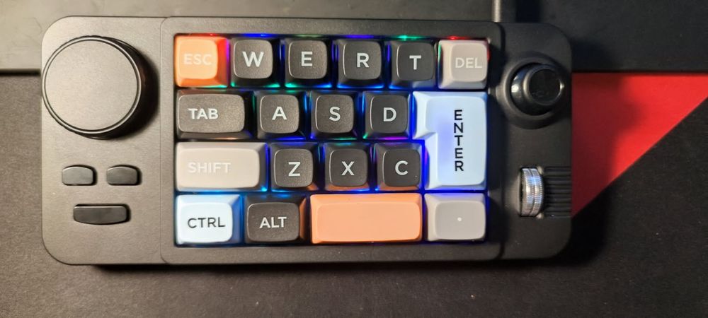 Klawiatura dla graczy mini 19 przyciskow / pad