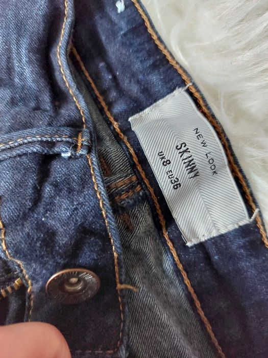 Spodnie jeansy xs s m wysoki stan przetarcia dziury skinny rurki