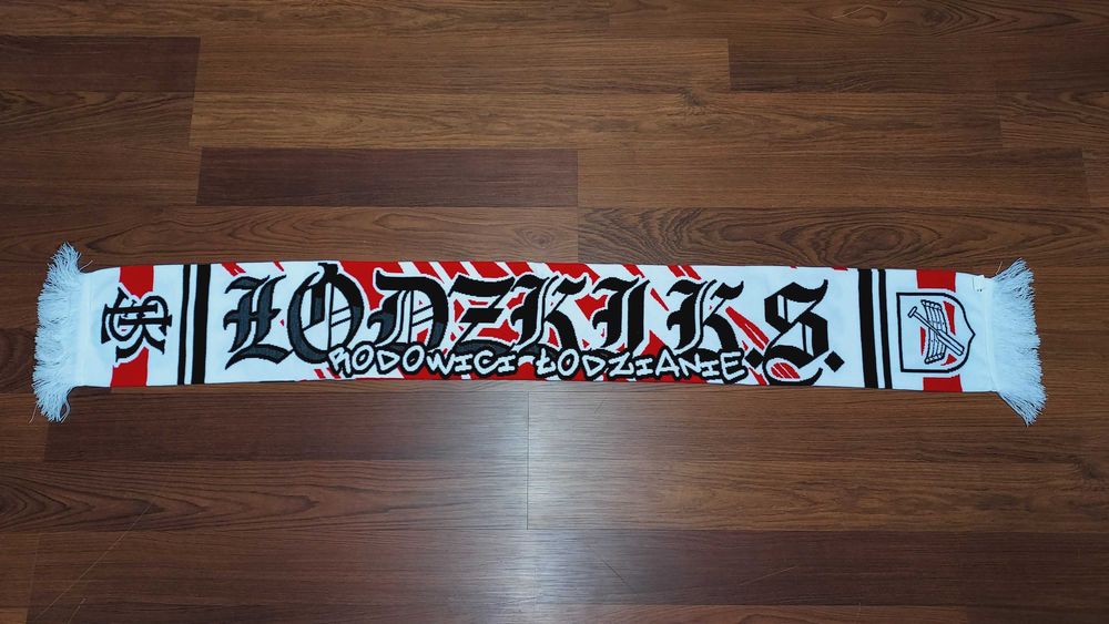 Szalik ŁKS Łódz .