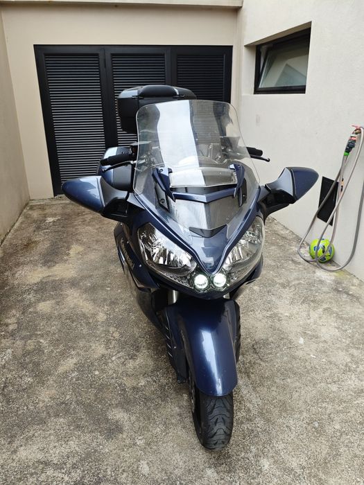 Kawasaki GTR 1400