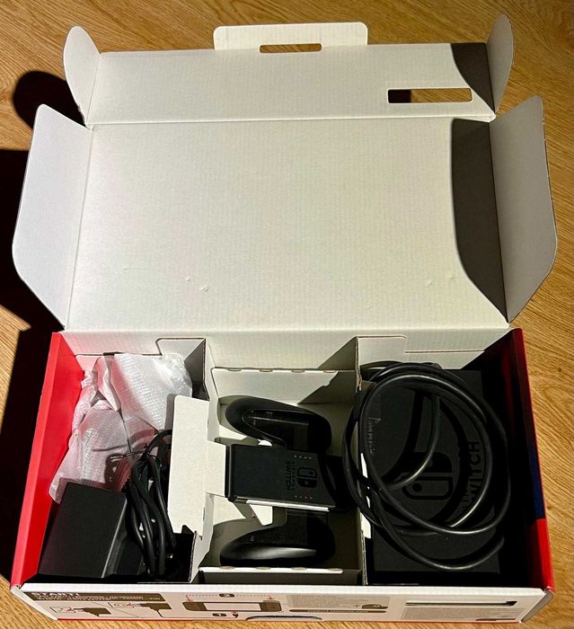 Nintendo Switch + Jogo Super Mario Jogos Olimpicos 2020 (como NOVO)