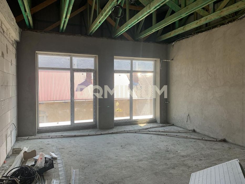 Оренда нового приміщення 68 м² у центрі Виноградова.Перша здача