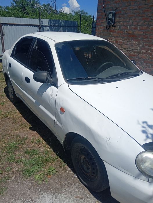 Машина Ланус DAEWOO 1.3